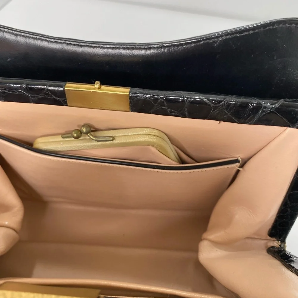 Bellestone Vintage Alligator Leather Black Handbag - Picture 10 of 16